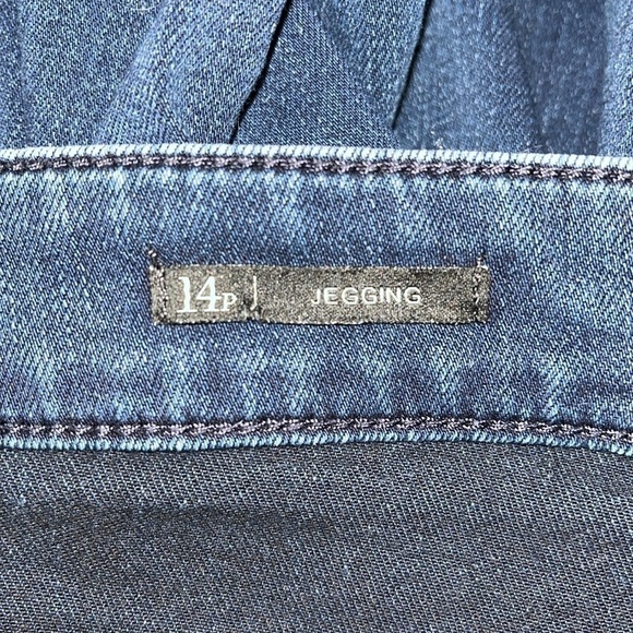 Talbots flawless five pocket jeans size 14P medium wash - Picture 7 of 8